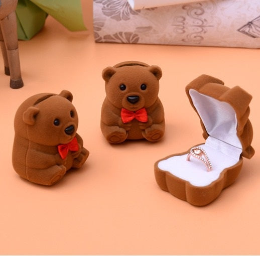 P240004 PORTABLE ADORABLE BEAR SHAPED VELVET JEWELLERY STORAGE BOX FOR STORING ALL ACCESSORIES