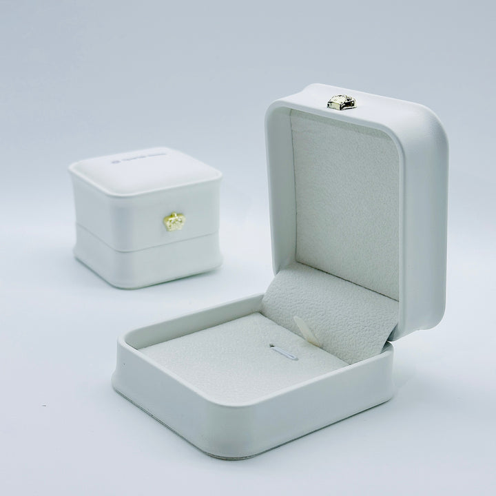 PU LEATHER GIFT BOX WITH CROWN LOCK PROPOSAL FOR RINGS BRACELETS NECKLACES PENDANTS