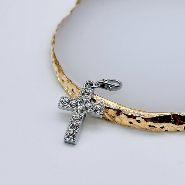 RHODIUM PLATED SIMPLE SILVER SPARKLING CROSS PENDANT WITH 5A GRADE CZ GEMSTONE FOR BIRTHDAY GIFT FOR HER EVERYDAY WEAR 