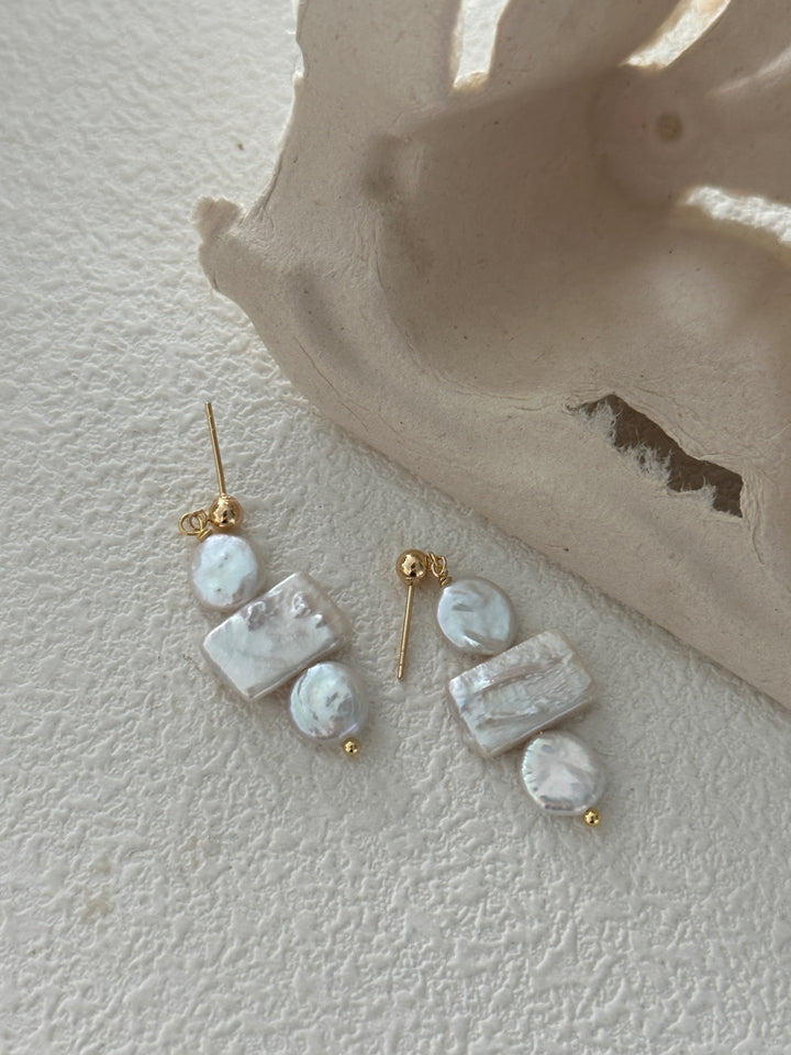 S925 Sterling Silver 14K Gold-filled White Baroque Freshwater Pearl Minimalist 
Trio Dangle Pearl Earrings For Bridal Jeweley For Anniversary Gift Idea
