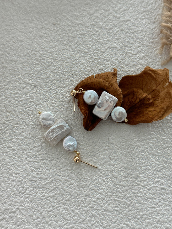 S925 Sterling Silver 14K Gold-filled White Baroque Freshwater Pearl Minimalist 
Trio Dangle Pearl Earrings For Bridal Jeweley For Anniversary Gift Idea