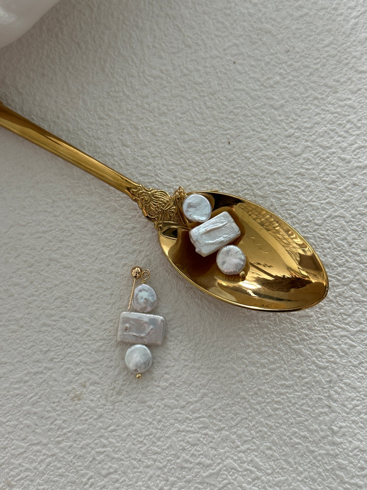 S925 Sterling Silver 14K Gold-filled White Baroque Freshwater Pearl Minimalist 
Trio Dangle Pearl Earrings For Bridal Jeweley For Anniversary Gift Idea